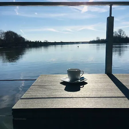 Houseboat Villa.nautica Wiesbaden