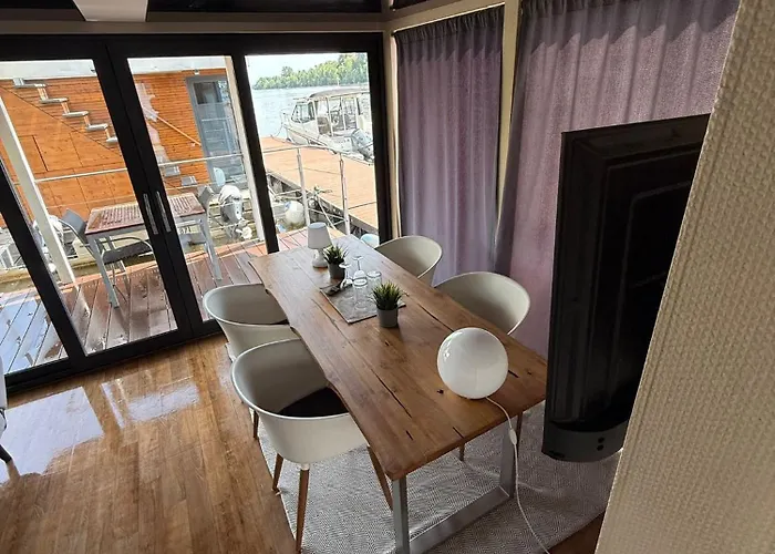 Houseboat Villa.nautica Hotel na wodzie *