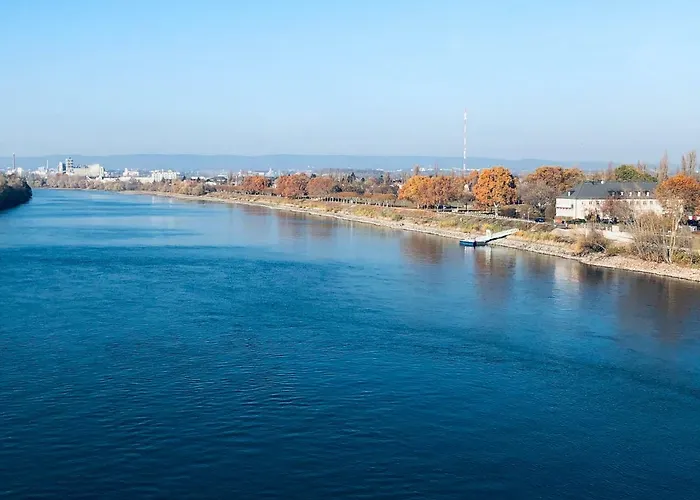 Houseboat Villa.nautica Úszó hotel